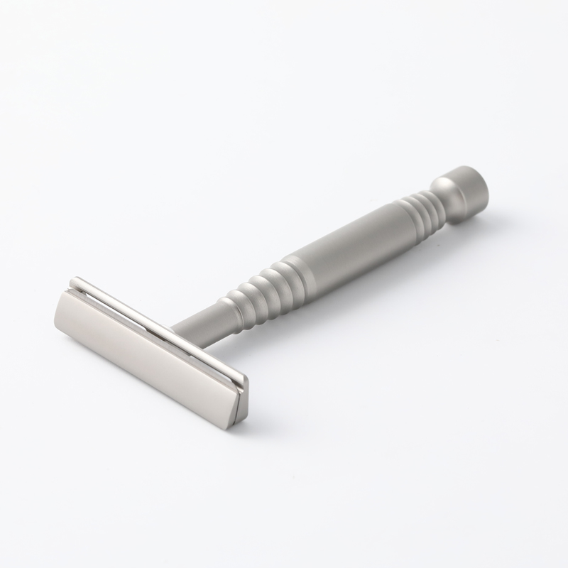 YAQI Remus マットペイントカラー 316ステンレス - Drawknife Blade のレビューと価格
